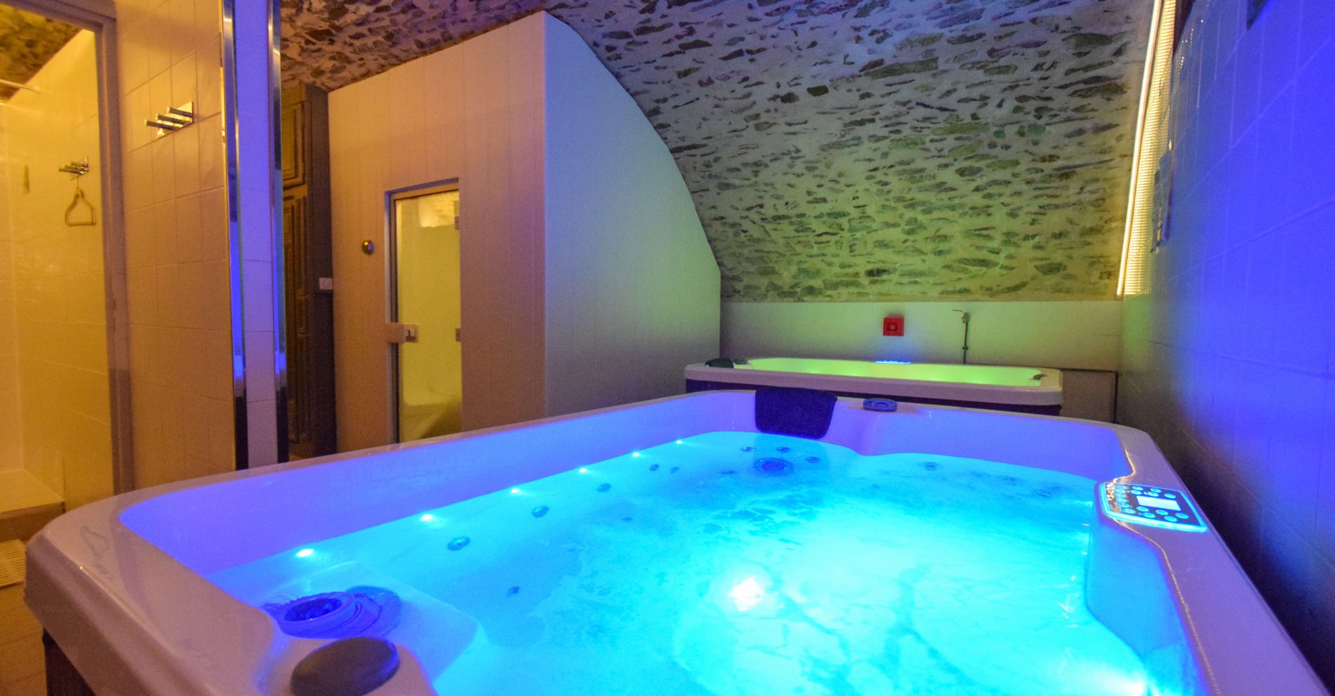 spa jacuzzi hammam 95