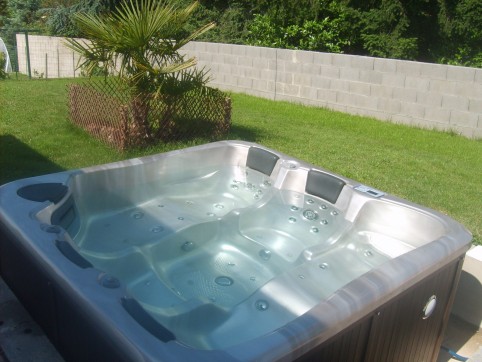 spa jacuzzi haute loire