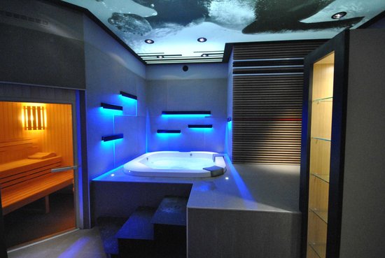 spa jacuzzi hyeres