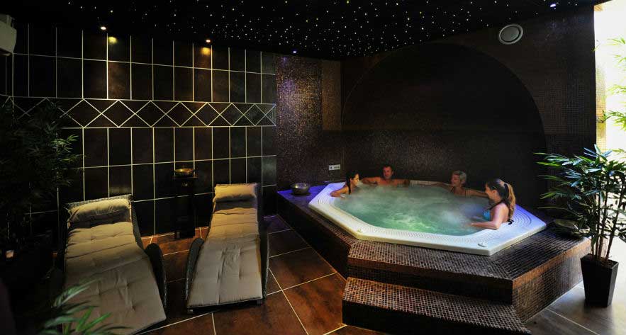 spa jacuzzi hyeres