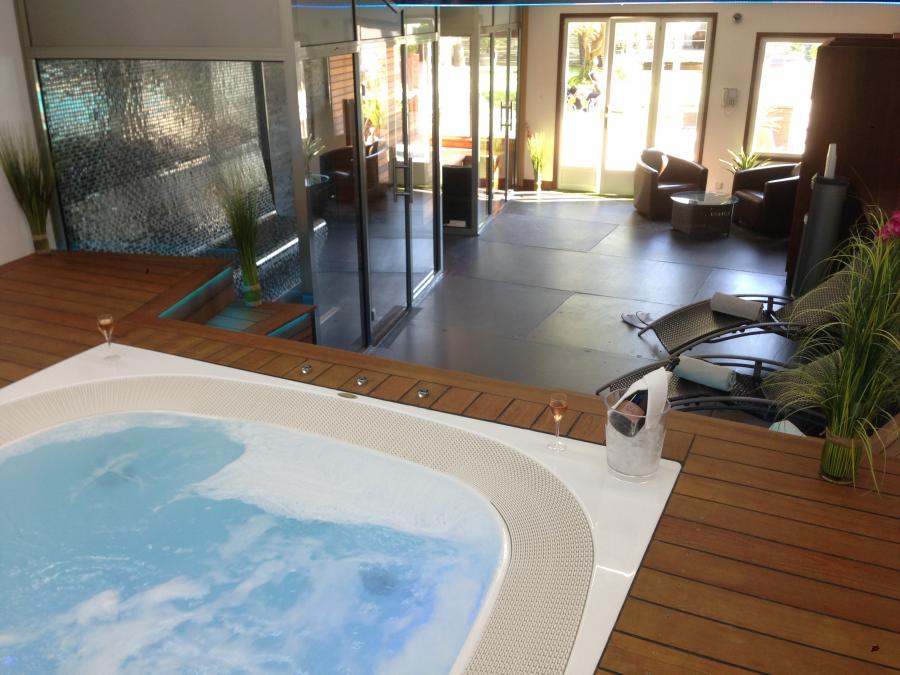 spa jacuzzi ile de re