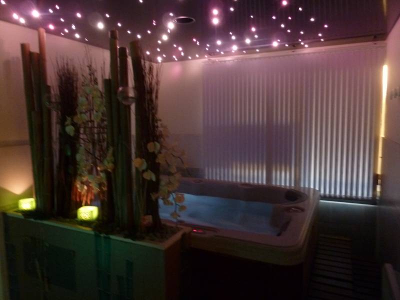 spa jacuzzi institut