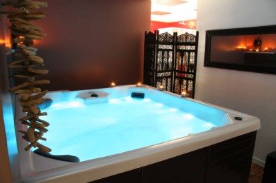 spa jacuzzi institut