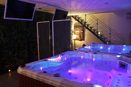 spa jacuzzi institut