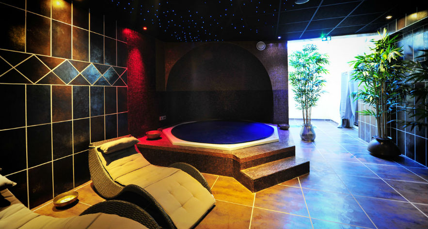 spa jacuzzi institut
