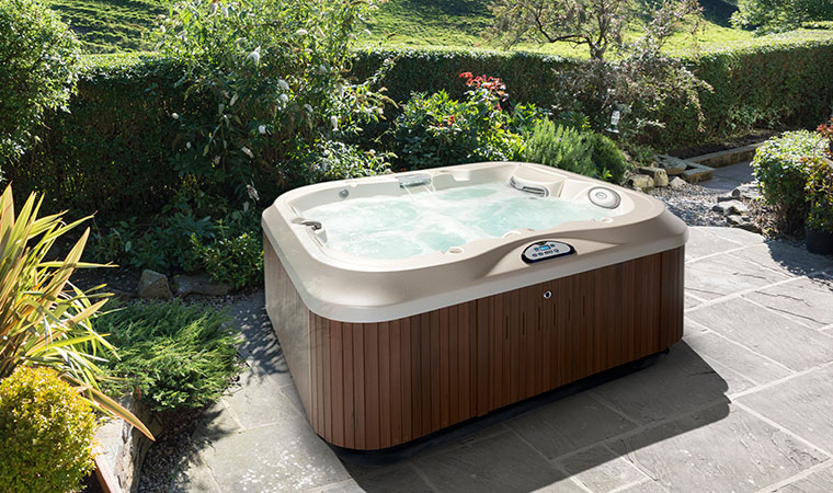 spa jacuzzi j-125