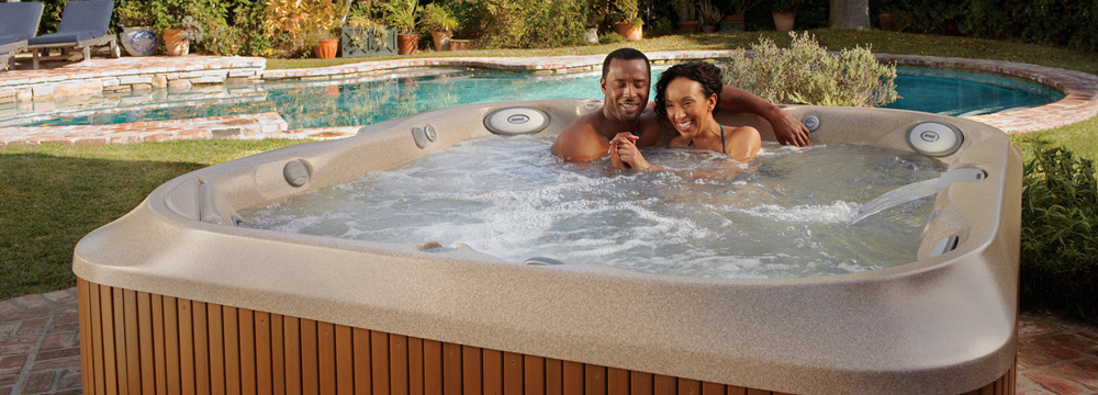 spa jacuzzi j-365