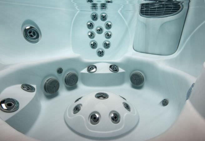 spa jacuzzi j-385