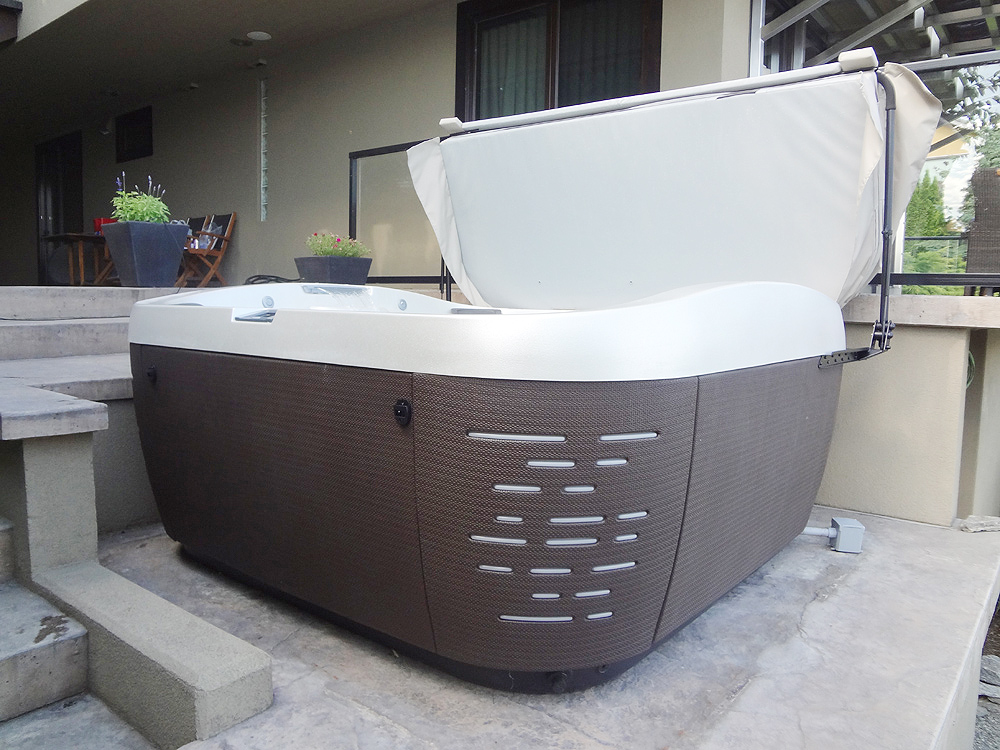 spa jacuzzi j-575