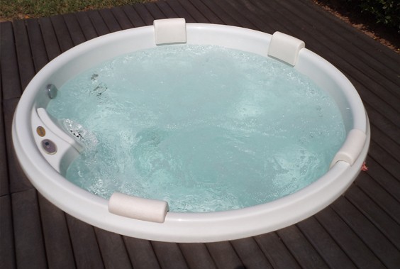spa jacuzzi j180