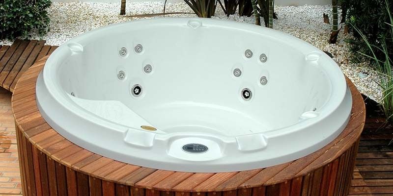 spa jacuzzi j180