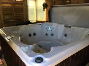 spa jacuzzi kijiji
