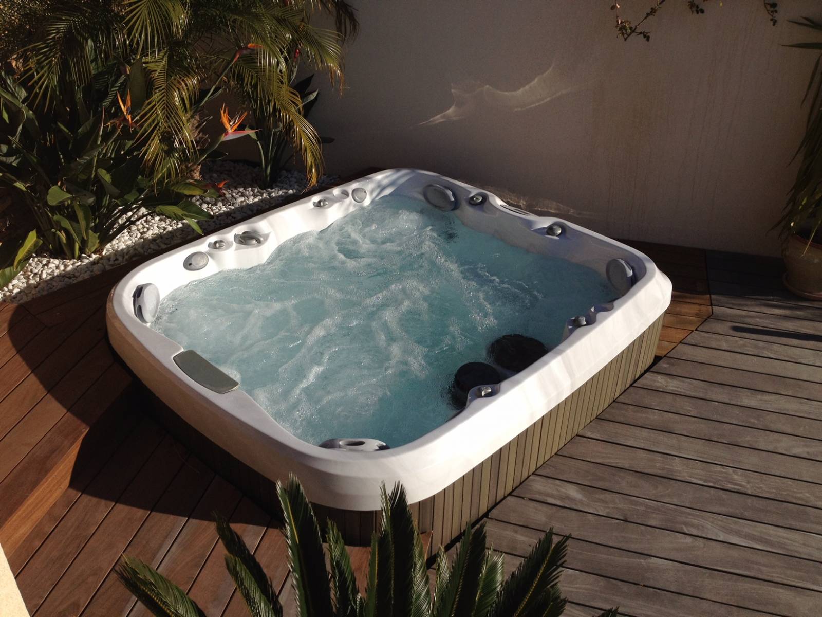 spa jacuzzi la ciotat