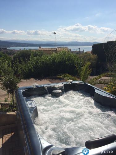 spa jacuzzi la ciotat