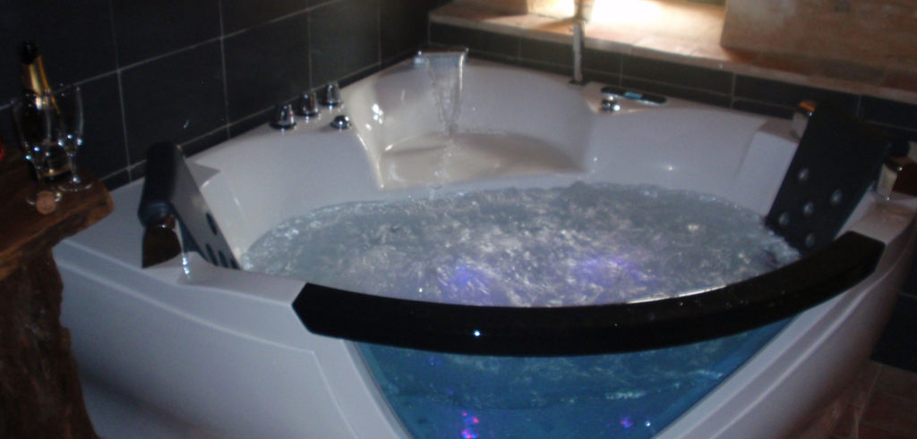 spa jacuzzi la roche sur yon