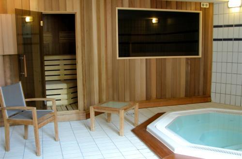 spa jacuzzi le touquet