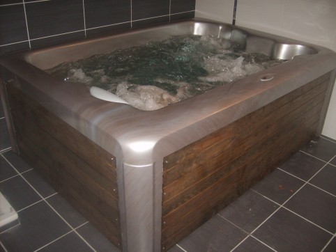 spa jacuzzi loire 42