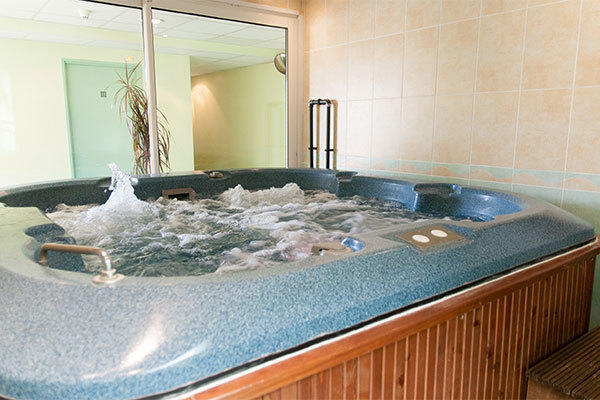 spa jacuzzi lunel