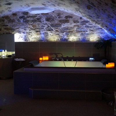 spa jacuzzi massage toulon