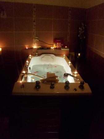 spa jacuzzi melun