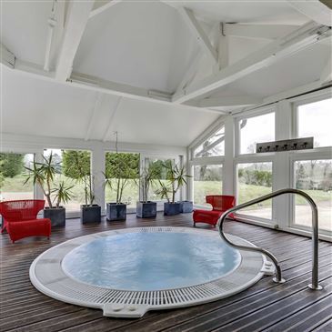 spa jacuzzi melun