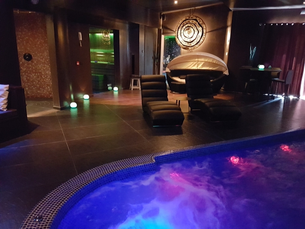 spa jacuzzi namur
