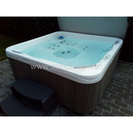 spa jacuzzi namur