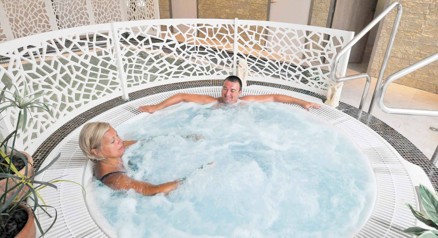 spa jacuzzi nantes
