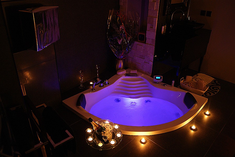 spa jacuzzi nuit nord