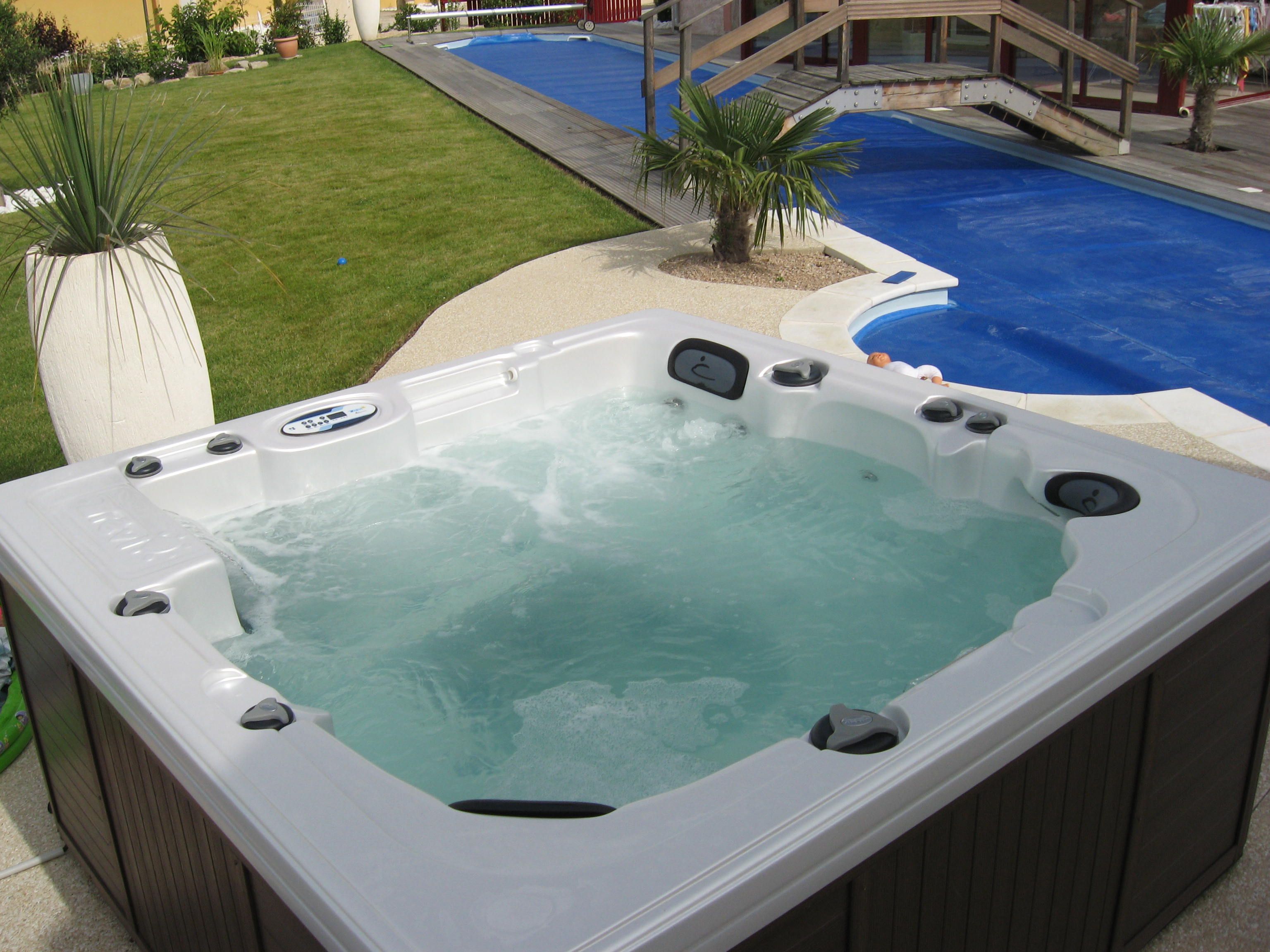spa jacuzzi ou trevi