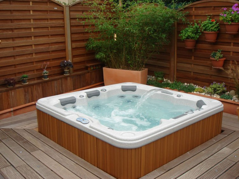 spa jacuzzi pau