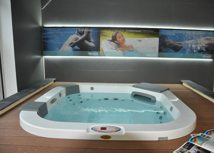 spa jacuzzi poitiers