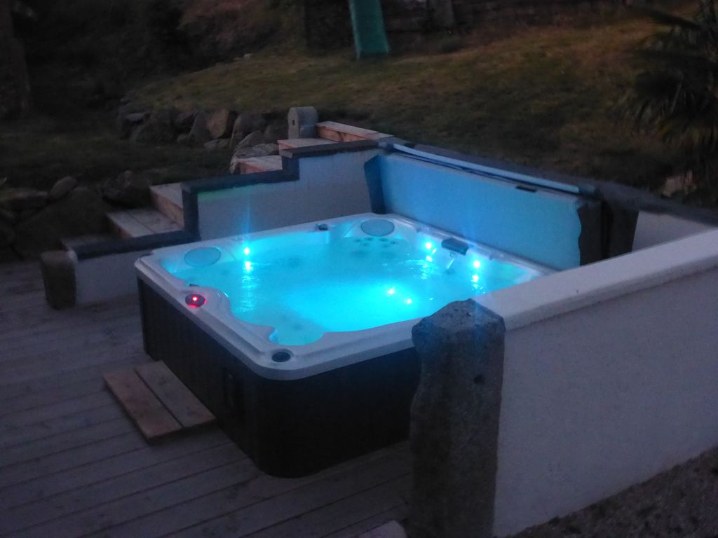 spa jacuzzi privatif 78