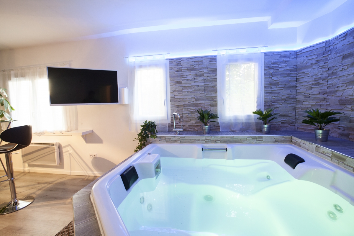 spa jacuzzi privatif montpellier
