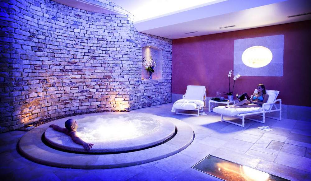 spa jacuzzi quievrain