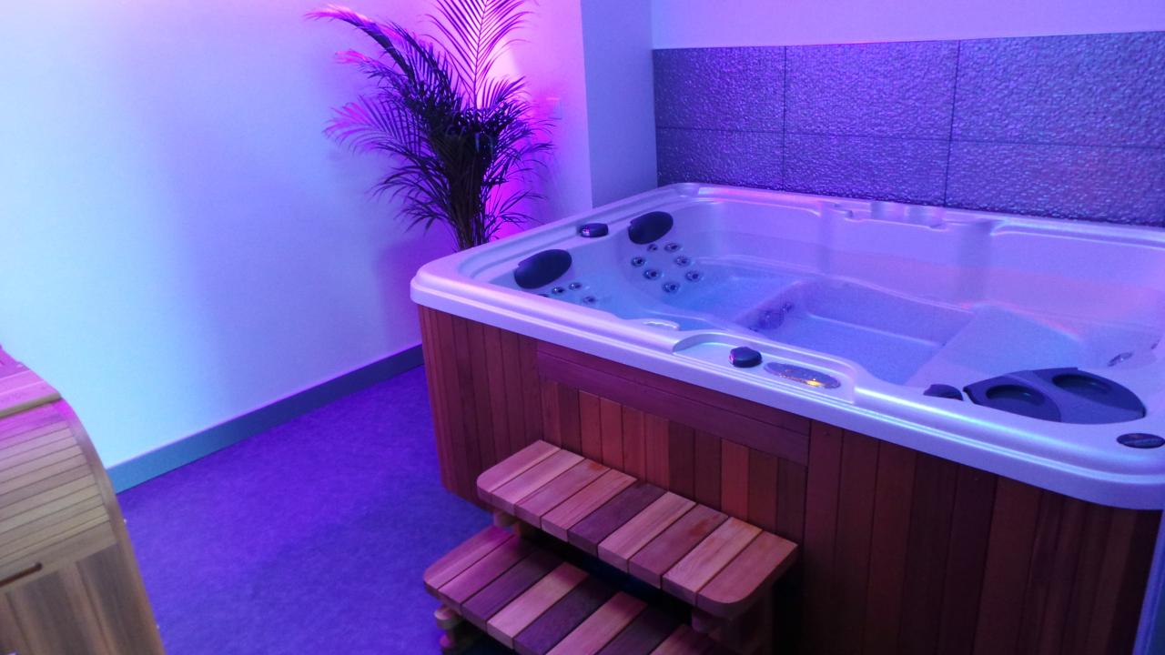spa jacuzzi quievrain