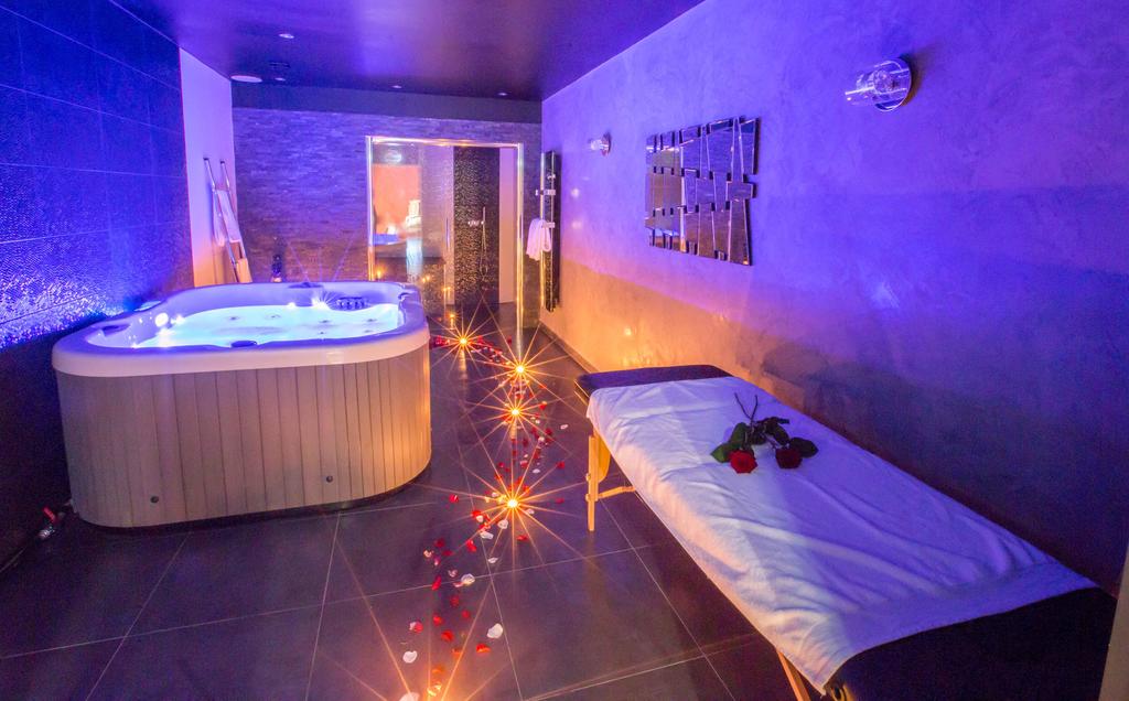 spa jacuzzi saint quentin
