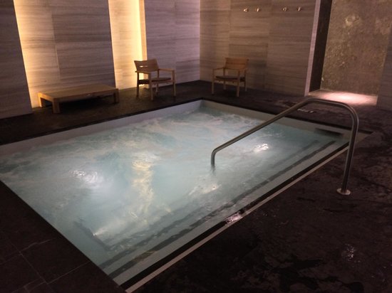 spa jacuzzi toronto