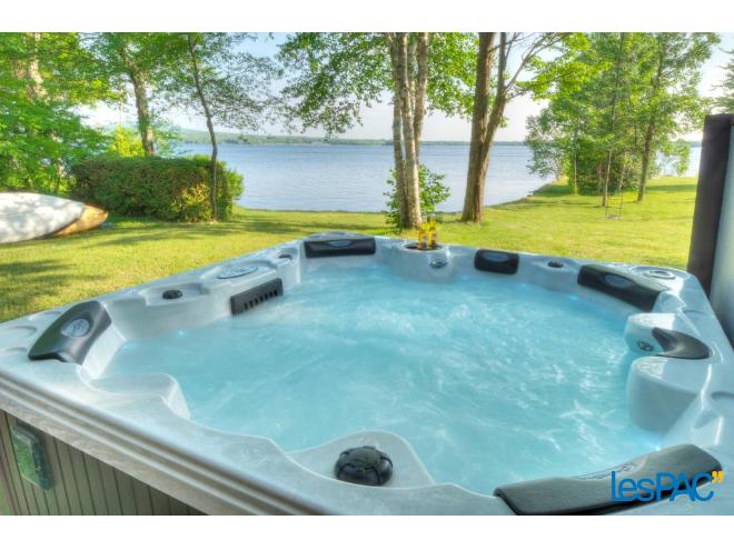 spa jacuzzi usage a vendre