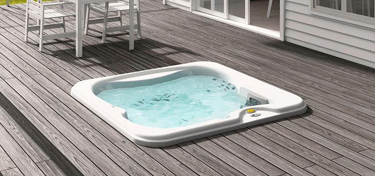 spa jacuzzi valence