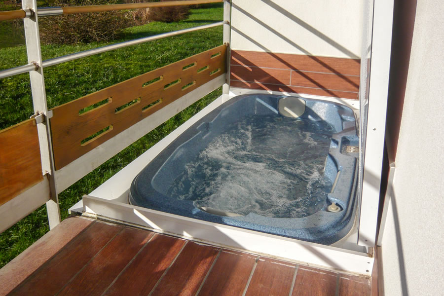 spa jacuzzi vesoul