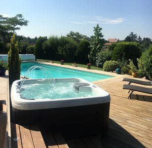 spa jacuzzi vesoul