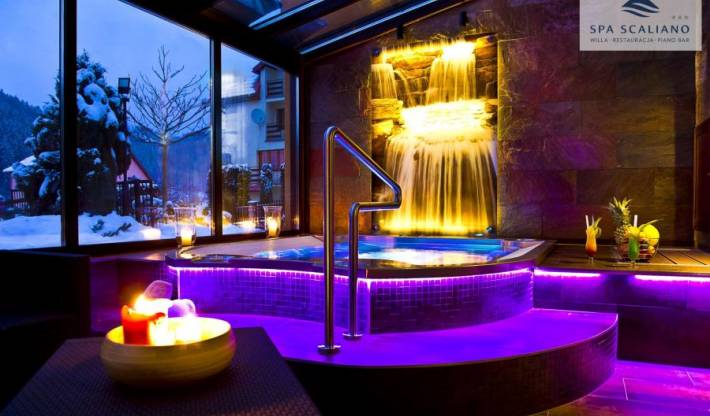 spa jacuzzi w pokoju