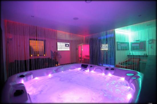 spa jacuzzi wambrechies