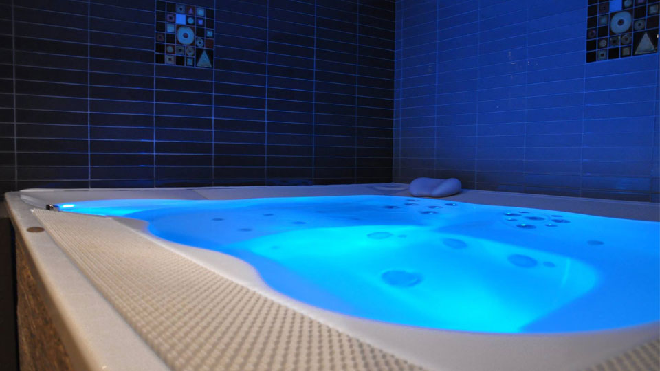 spa jacuzzi wambrechies