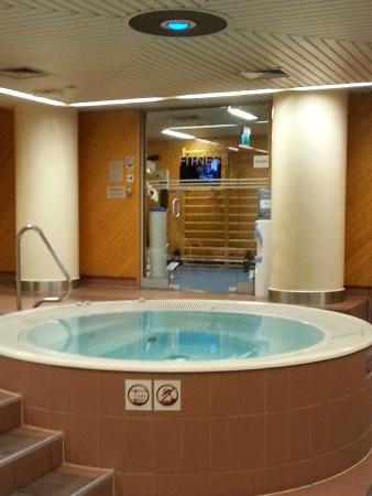spa jacuzzi warszawa