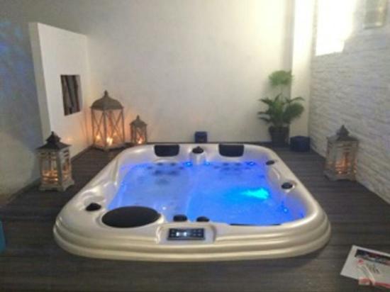 spa jacuzzi wattrelos
