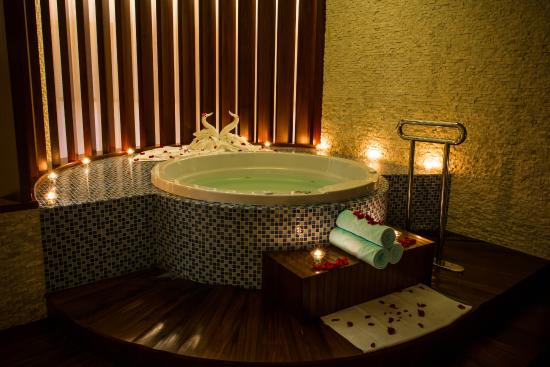 spa jacuzzi zen