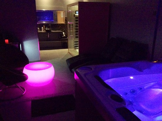spa jacuzzi zen